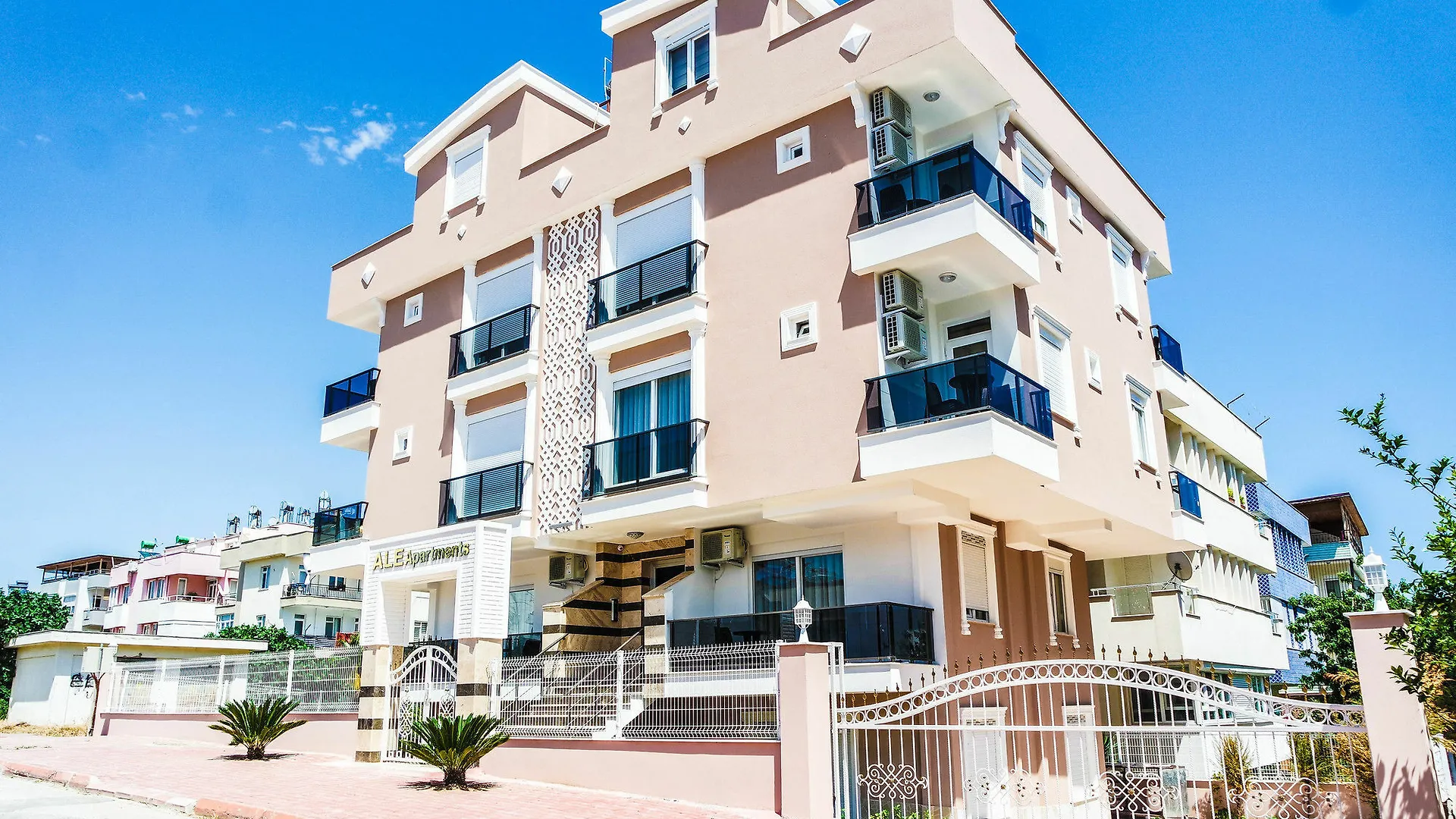 Ale Apartments Hotel Antalya